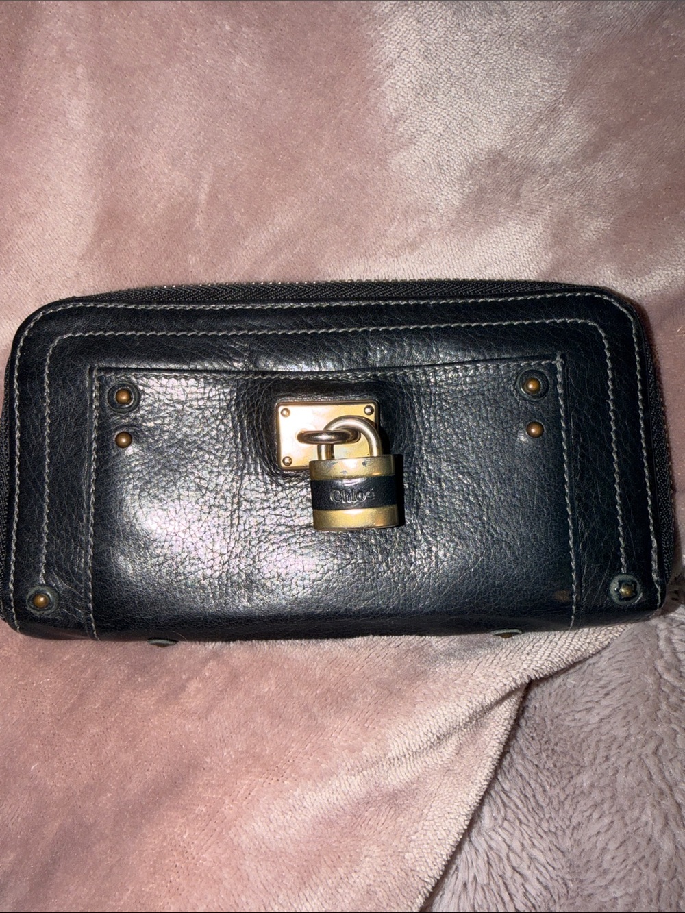 Chloe full zip wallet lock and key